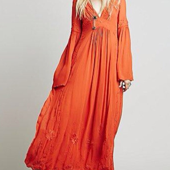 Free People Dresses & Skirts - NWOT FREE PEOPLE Summer Love Dress Embroidered